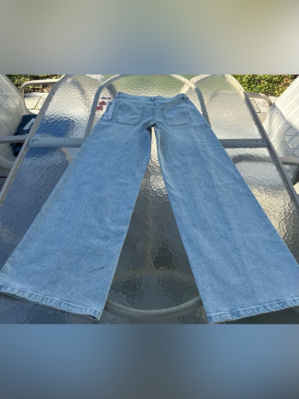 🩵🤍Low Rise Extra Baggy Jeans No Boundaries Light Acid Wash NWT Size 6 - Picture 3 of 16